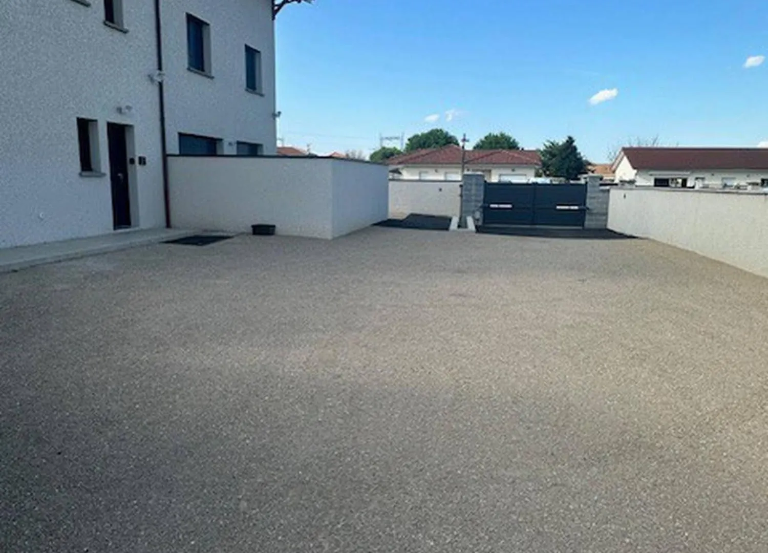 House 70 With 8 Bedrooms Lechaffardcom Satolas-et-Bonce 0*,  Fransa