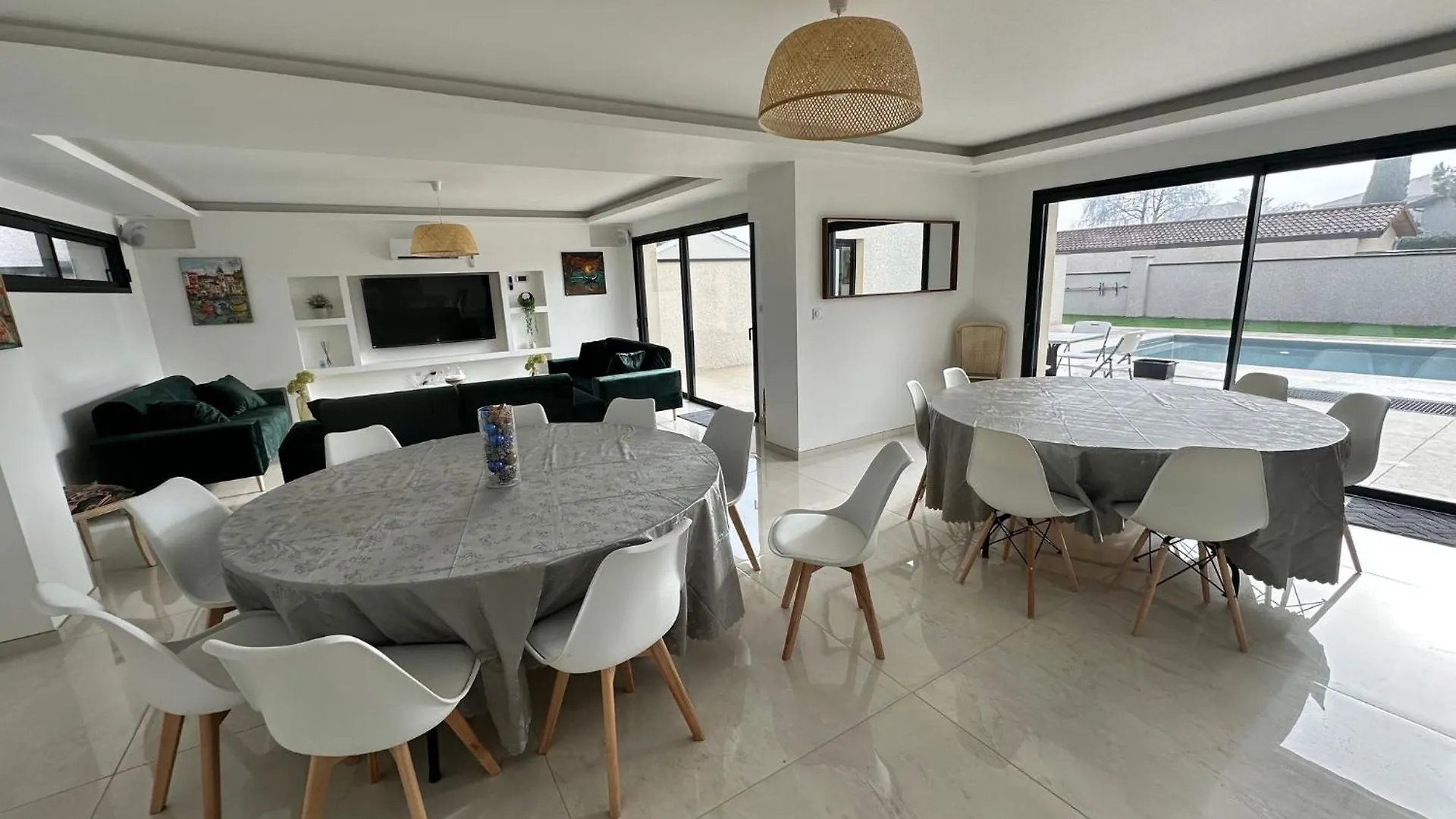 Daire House 70 With 8 Bedrooms Lechaffardcom Satolas-et-Bonce Fransa